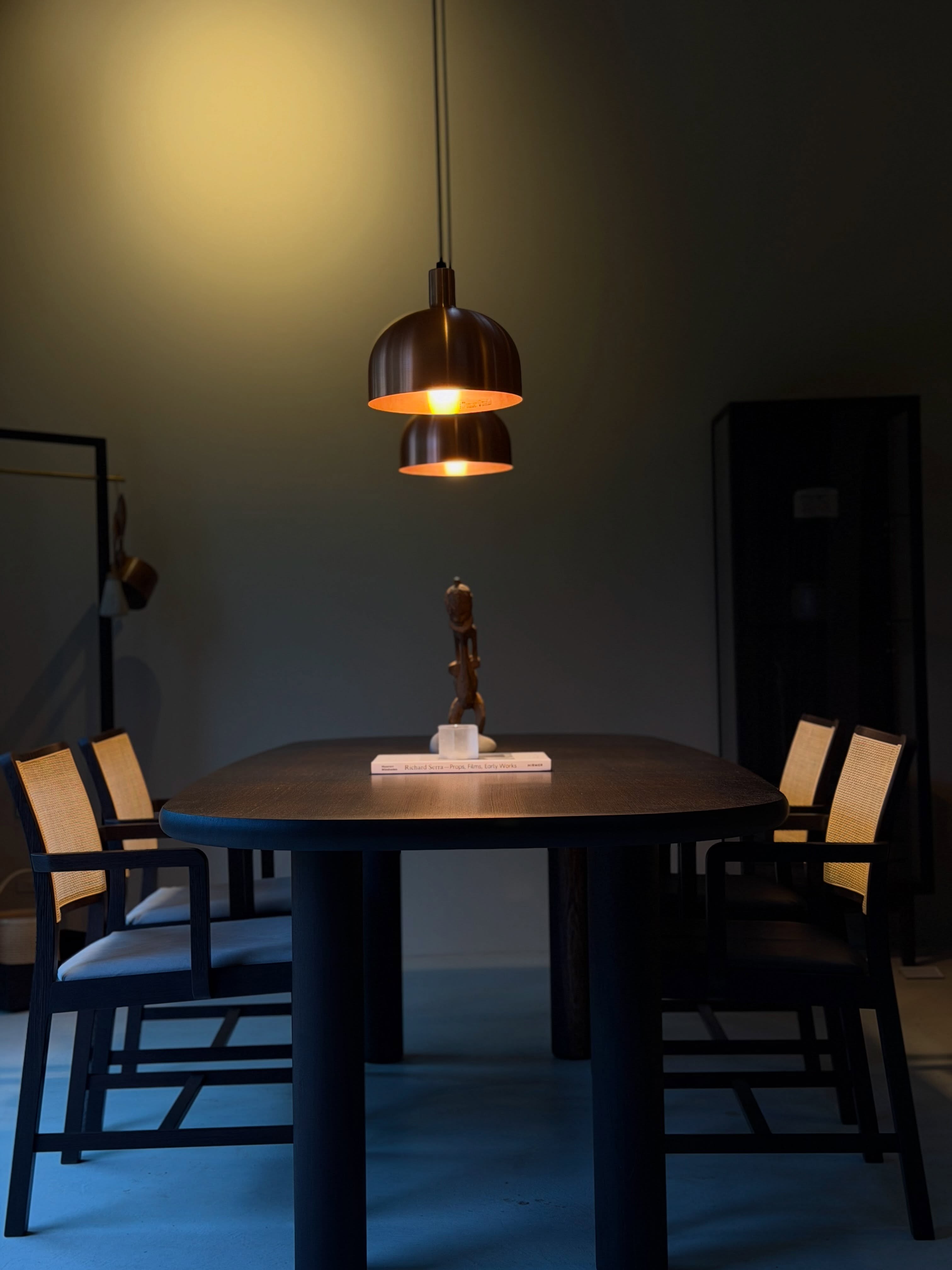 いよいよ明日から始まります！
Ambient Dimensions─ 
vol.2 Hiromatsu Furniture

大人っぽく整いました！...